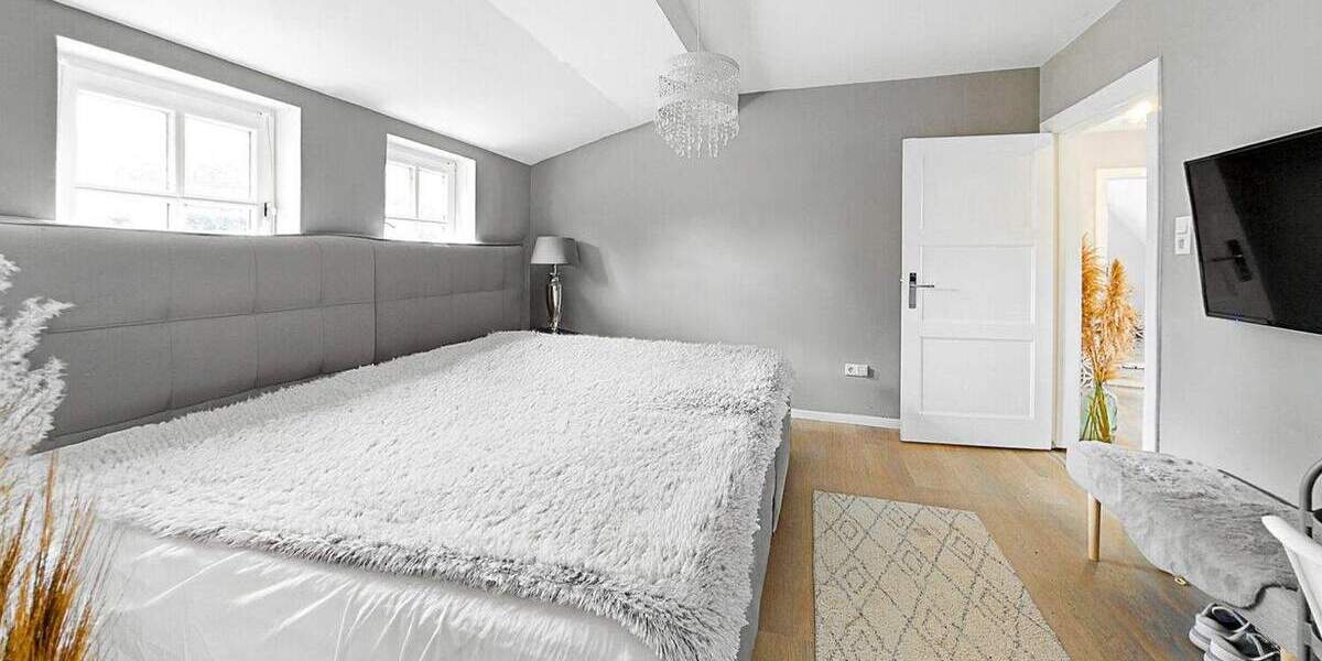 Einfamilienhaus Delmenhorst Mitte - 6 Zimmer, 230 m&sup2;, 739.000&euro; | Angebot:25798701