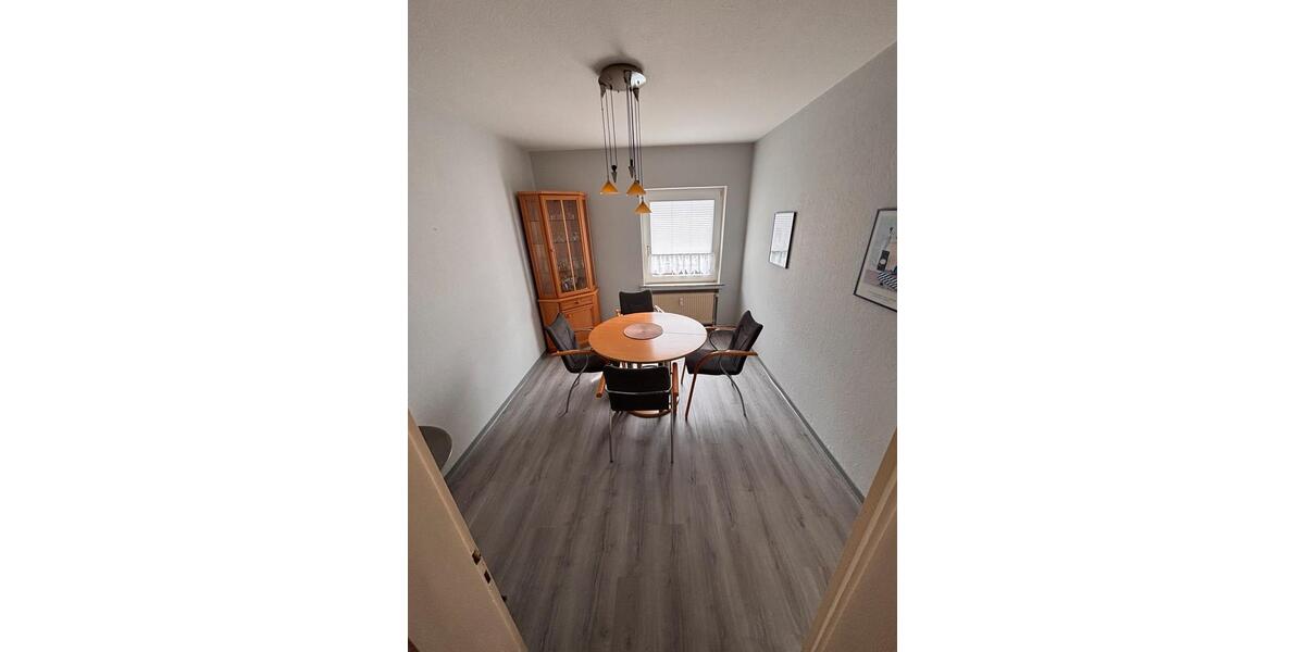 Etagenwohnung Brake (Unterweser) - 4 Zimmer, 80 m&sup2;, 165.000&euro; | Angebot:26289317