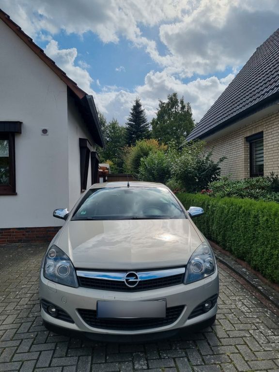 Opel Astra 215.442 km 1.600 € Delmenhorst 27753