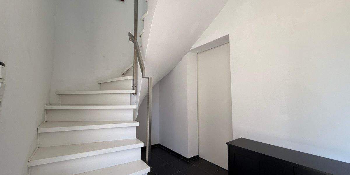 Einzigartiges Architektenhaus in zentraler Lage- Wohnen und Arbeiten für alle, die es exklusiv mögen 4 zimmer