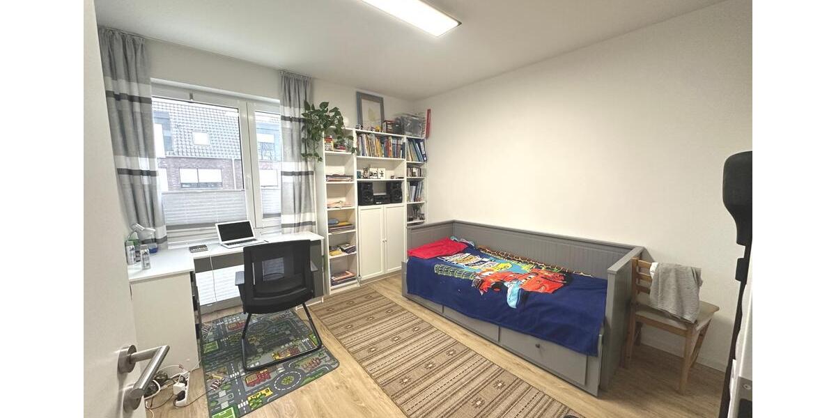 Reihenhaus Oldenburg Eversten - 5 Zimmer, 144 m&sup2;, 1.800&euro; | Angebot:24816573
