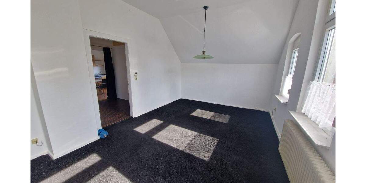 Etagenwohnung Varel - 3 Zimmer, 75 m&sup2;, 525&euro; | Angebot:24872709