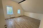 Etagenwohnung Jade - 2.5 Zimmer, 80 m&sup2;, 900&euro; | Angebot:26329684