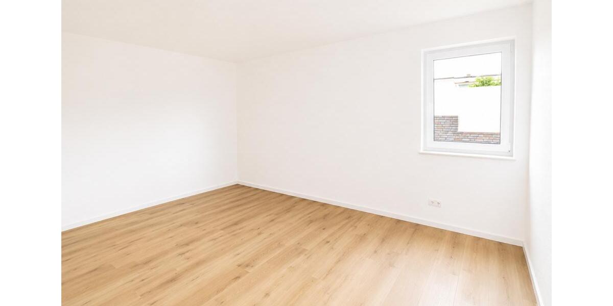 Erdgeschoßwohnung Oldenburg Kreyenbrück - 4 Zimmer, 123 m&sup2;, 1.400&euro; | Angebot:26662376