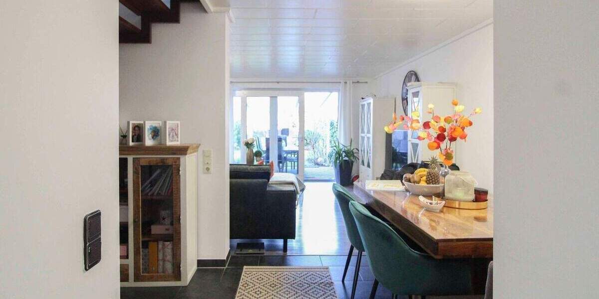 Ideal fu?r Familien - Vollsta?ndig renoviert & energieeffizient! 6 zimmer