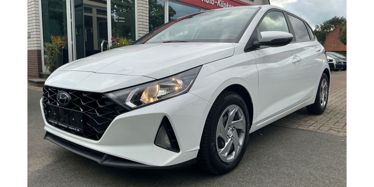 Hyundai i20 31.872 km 14.900 € Oldenburg 26125