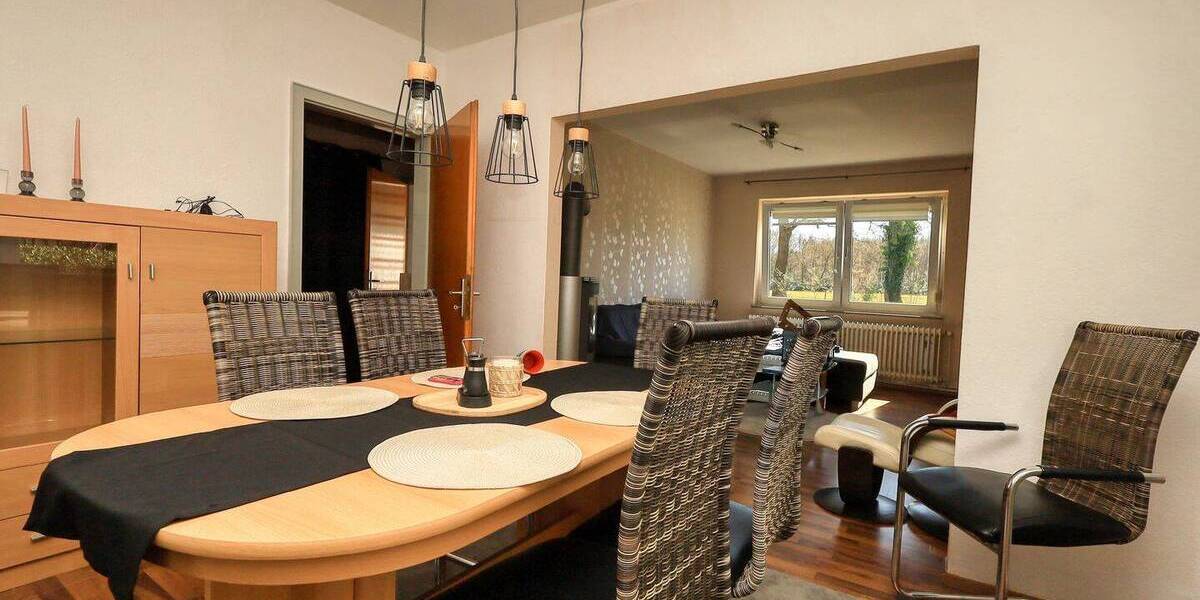 Mehrfamilienhaus, Wohnhaus Westerstede Howiek - 8 Zimmer, 187 m&sup2;, 335.000&euro; | Angebot:26345997