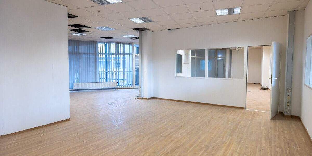 Gewerbeobjekt Delmenhorst Mitte - 5 Zimmer, 250 m&sup2;, 2.375&euro; | Angebot:25700054