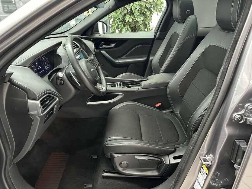 Jaguar F-Pace 3,0 D AWD R-Sport +AHK+Panorama+Navi+Kamera 92.200 km 29.990 € Jaderberg 26349