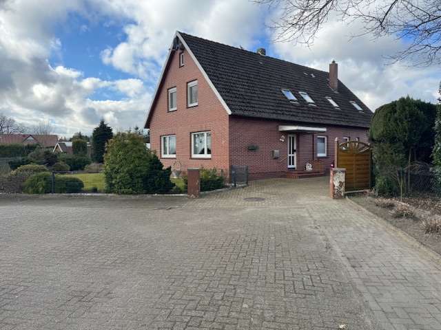 Haus zum Kaufen in Edewecht OT Osterscheps 269.000 € 150 m²