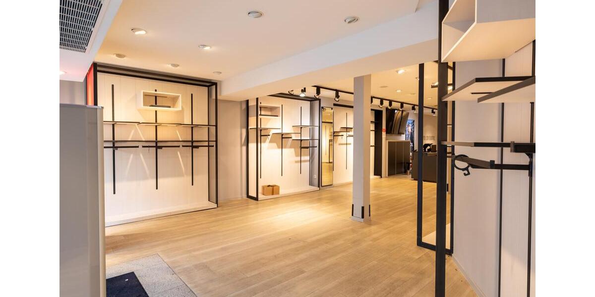 *** LADENLOKAL EINZELHANDEL - CITY DELMENHORST - 1 STELLPLATZ *** zimmer