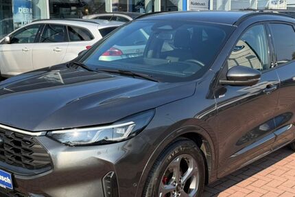 Ford Kuga 9.157 km 33.990 &euro; Hude 27798