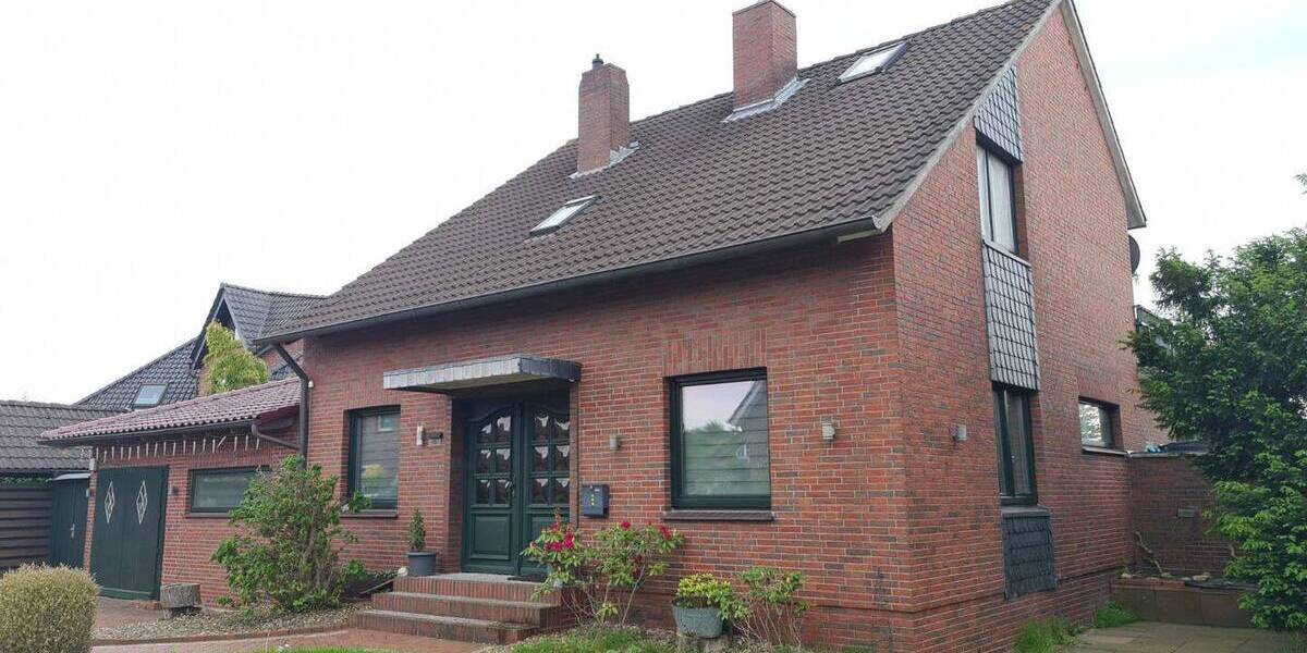 Mehrfamilienhaus, Wohnhaus Varel Winkelsheide - 5 Zimmer, 175 m&sup2;, 275.000&euro; | Angebot:26798558