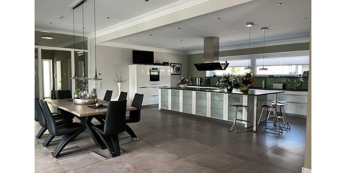 Bungalow Schwanewede - 4.5 Zimmer, 260 m&sup2;, 896.000&euro; | Angebot:24102620