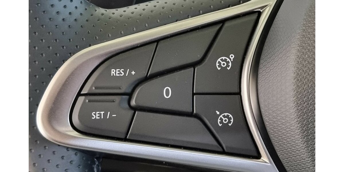 Renault Clio Evolution LED APP SHZ Keyless Tempomat 12.800 km 15.940 &euro; Garrel 49681