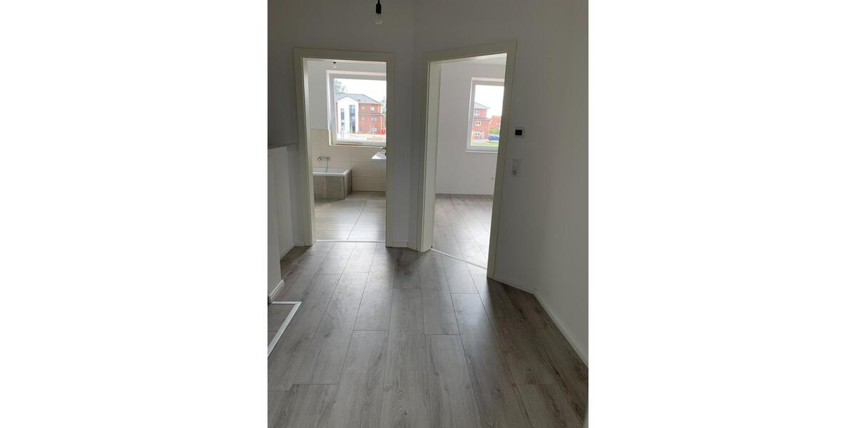 Moderne DHH in begehrter Lage zwischen Oldenburg und Bremen 4 zimmer