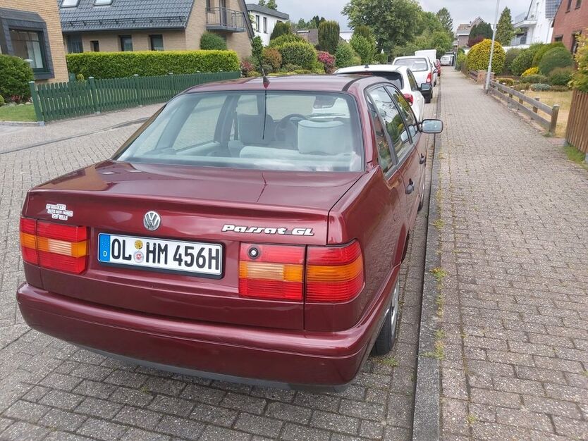 VW Passat 161.000 km 2.490 € Oldenburg 26127