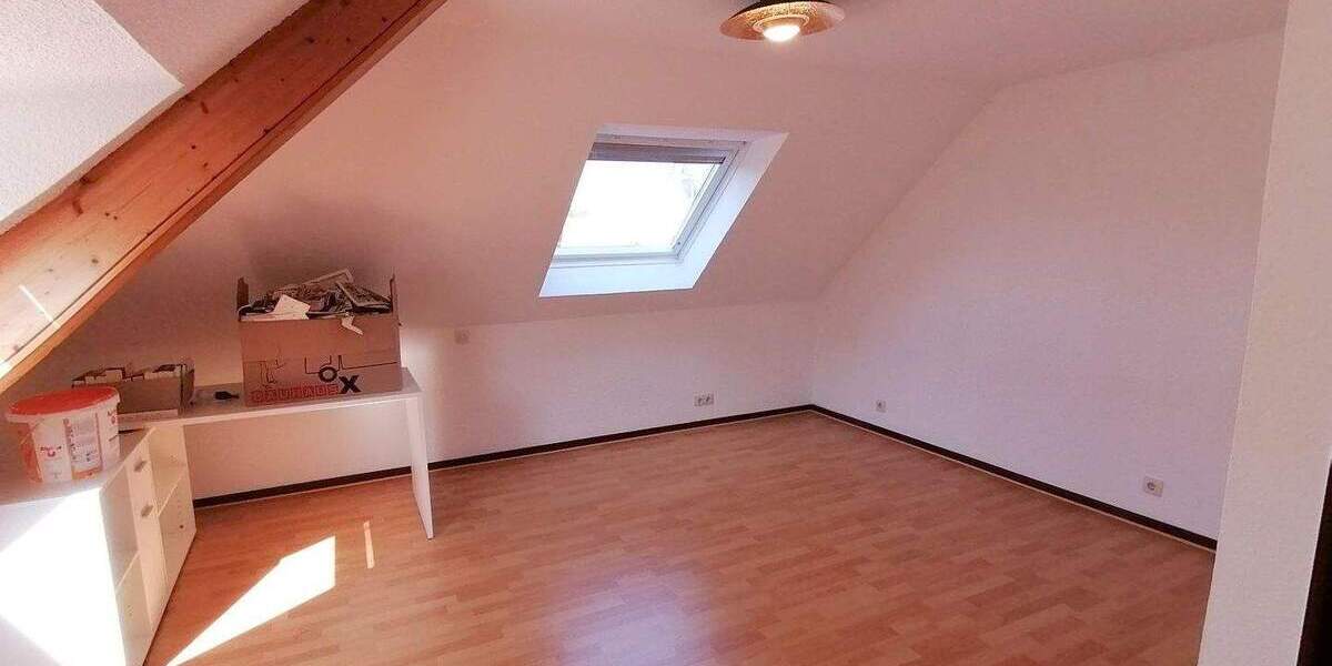 Etagenwohnung Oldenburg Kreyenbrück - 2 Zimmer, 60 m&sup2;, 590&euro; | Angebot:25744132