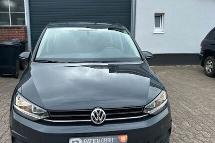 VW Touran 167.900 km 12.490 &euro; Rastede 26180