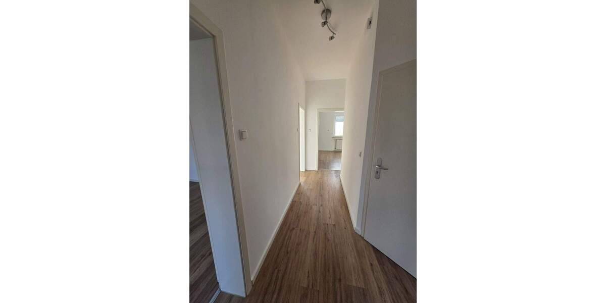 Etagenwohnung Ganderkesee - 3 Zimmer, 100 m&sup2;, 780&euro; | Angebot:25815240