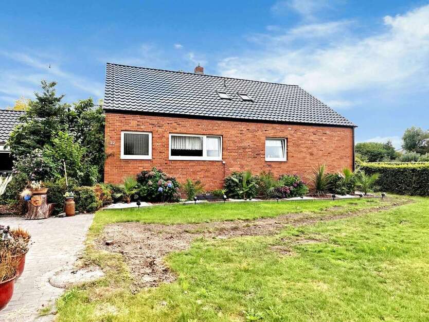 Haus zum Kaufen in Bad Zwischenahn 299.000 € 180 m² 7 zimmer