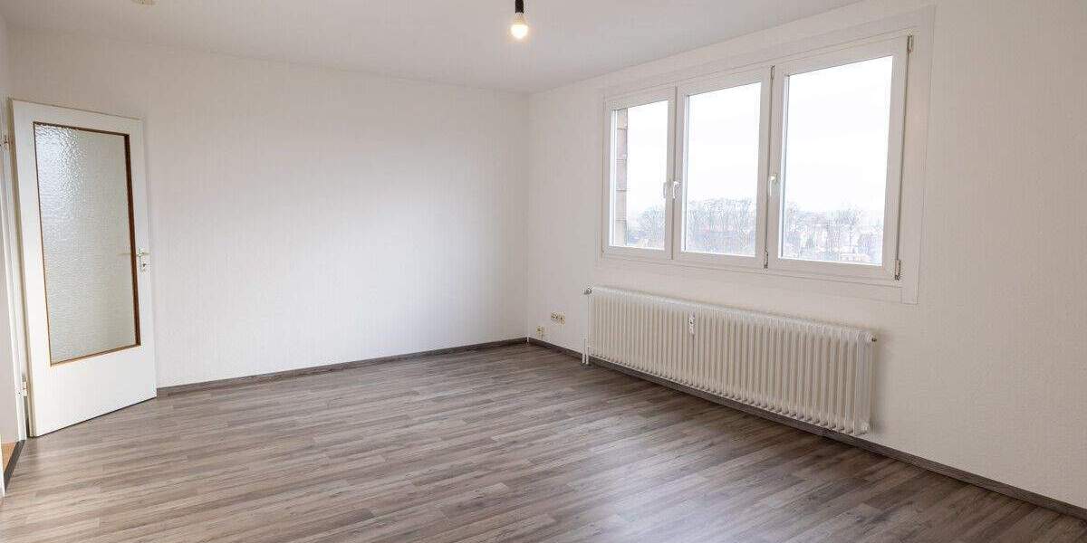 Etagenwohnung Delmenhorst Deichhorst - 2 Zimmer, 74 m&sup2;, 84.000&euro; | Angebot:25228449