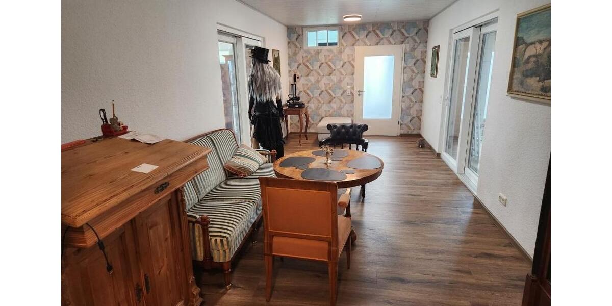 Mehrfamilienhaus, Wohnhaus Varel - 10 Zimmer, 290 m&sup2;, 849.000&euro; | Angebot:26903261