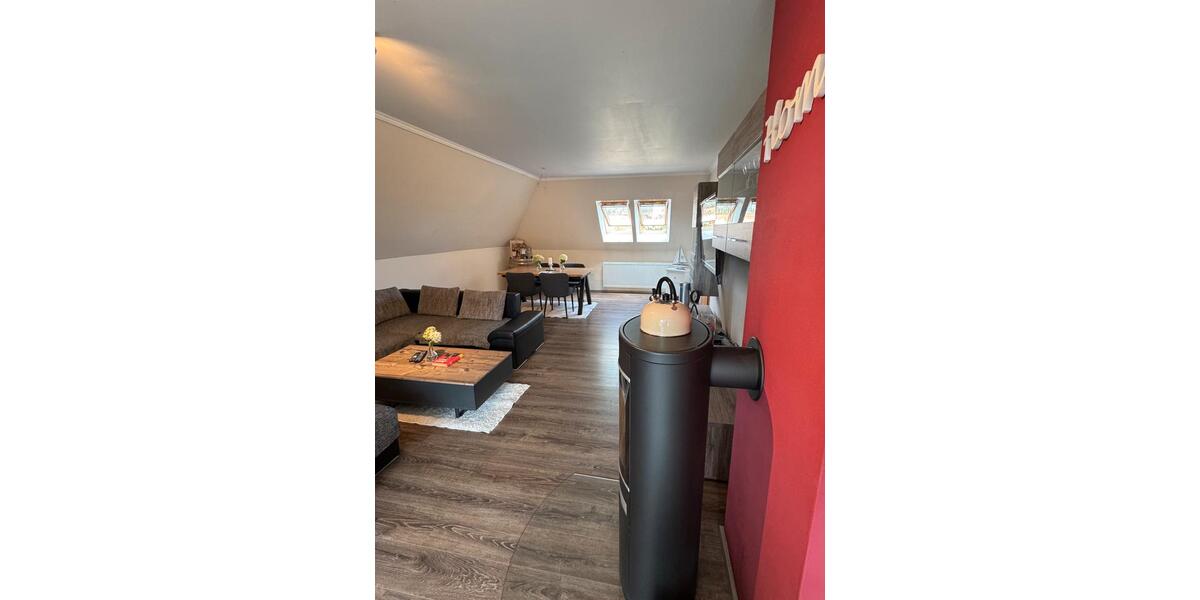 Wohnen wie im Haus: Schöne Maisonette mit Loggia, Doppelgarage... 5 zimmer