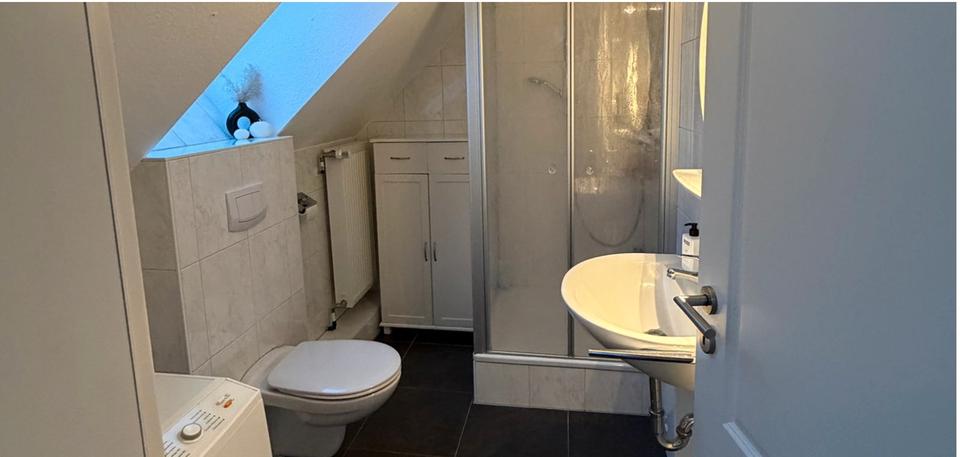 Dachgeschoßwohnung Oldenburg Drielaker-Moor - 3 Zimmer, 63 m&sup2;, 850&euro; | Angebot:26267991