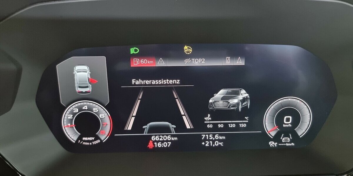 Audi A3 30TFSI limo Navi Leder Digital VIC Kamera LED 66.400 km 21.450 € Garrel 49681