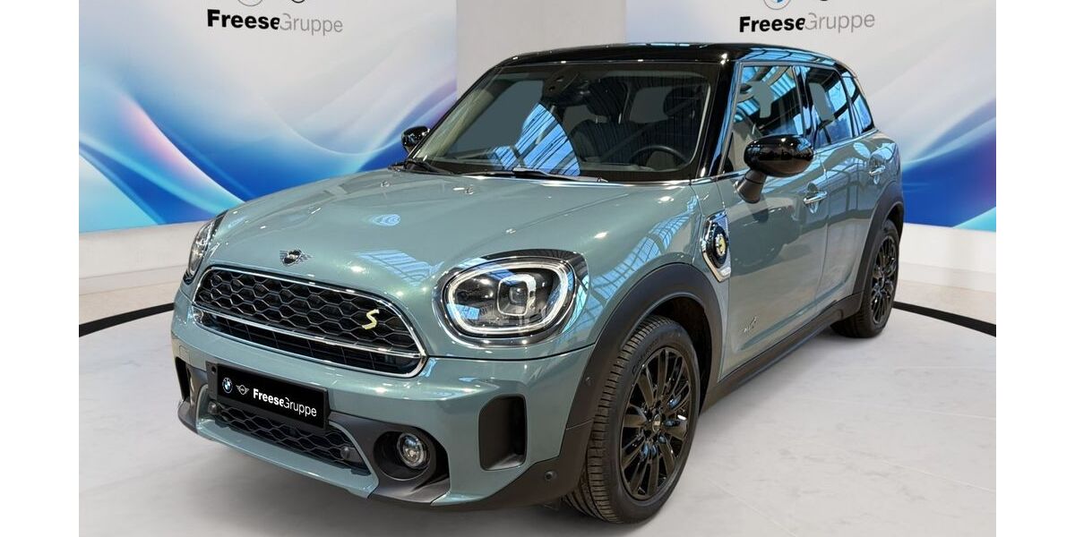 Mini Countryman SE (Cooper) 65.089 km 26.990 &euro; Oldenburg 26125
