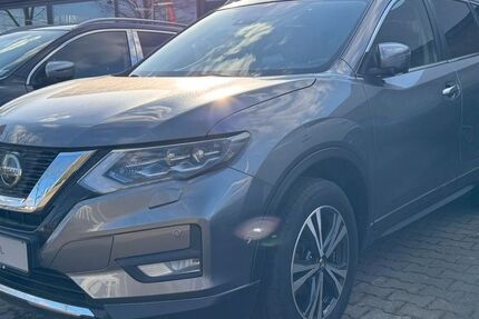 Nissan X-Trail 67.500 km 21.990 &euro; Oldenburg 26125