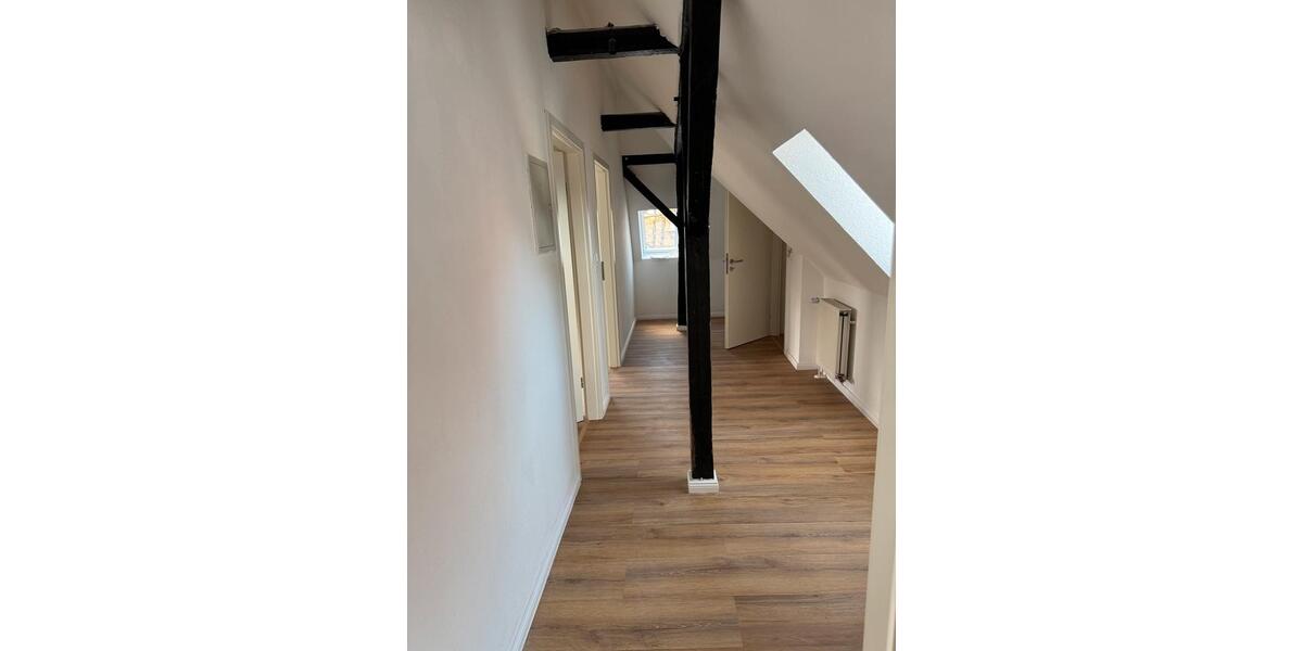 Dachgeschoßwohnung Oldenburg Ziegelhof - 3 Zimmer, 93 m&sup2;, 875&euro; | Angebot:26234885