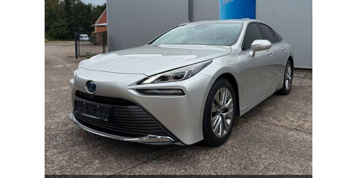 Toyota Mirai 14.000 km 16.990 &euro; Edewecht 26188