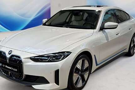 BMW i4 83.479 km 33.990 &euro; Oldenburg 26135