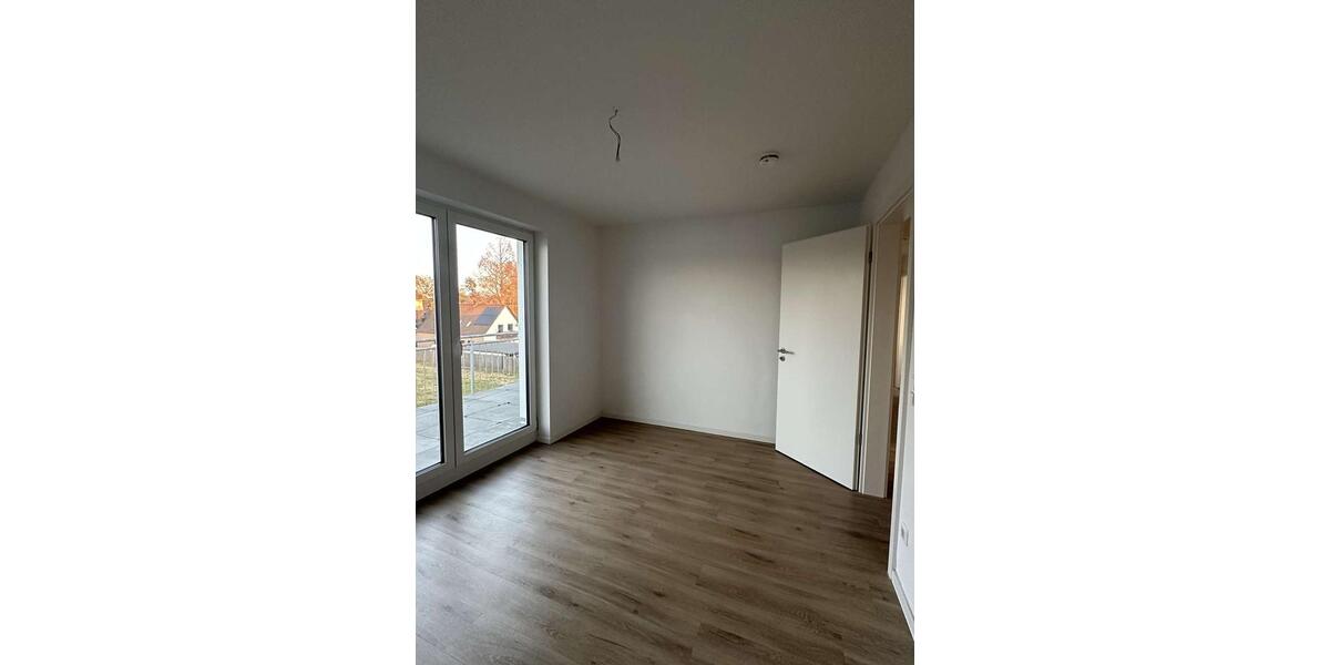 Dachgeschoßwohnung Oldenburg Drielaker-Moor - 3 Zimmer, 128 m&sup2;, 1.300&euro; | Angebot:26006646