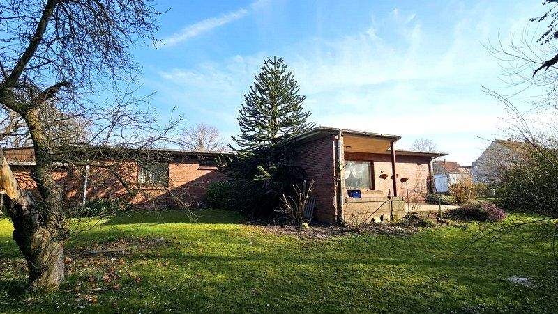 Bungalow Delmenhorst Deichhorst - 5 Zimmer, 130 m&sup2;, 349.000&euro; | Angebot:25692775