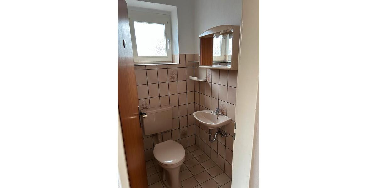 Doppelhaushälfte Westerstede - 4 Zimmer, 100 m&sup2;, 270.000&euro; | Angebot:26489385