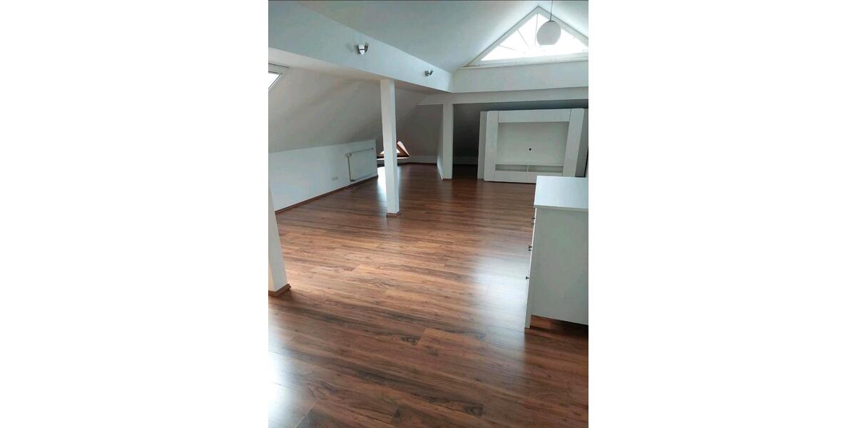 Dachgeschoßwohnung Friesoythe - 2 Zimmer, 70 m&sup2;, 600&euro; | Angebot:25404024