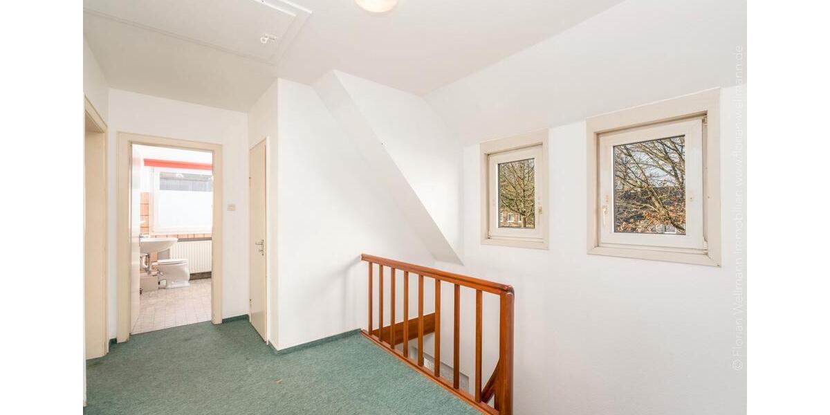 Einfamilienhaus Edewecht - 6 Zimmer, 126 m&sup2;, 1.000&euro; | Angebot:27610502