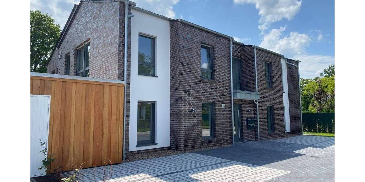 Etagenwohnung Rastede Hankhausen II - 3 Zimmer, 76 m&sup2;, 985&euro; | Angebot:26902916