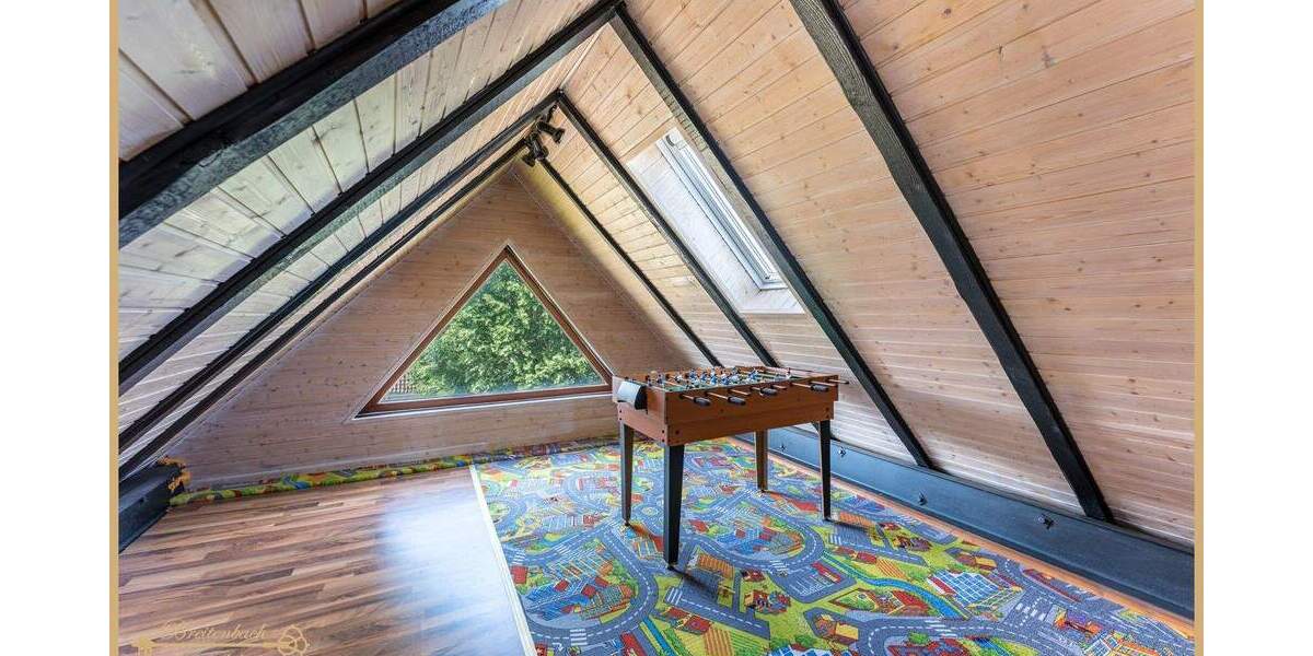 Einfamilienhaus Berne - 7 Zimmer, 233 m&sup2;, 329.000&euro; | Angebot:25684170