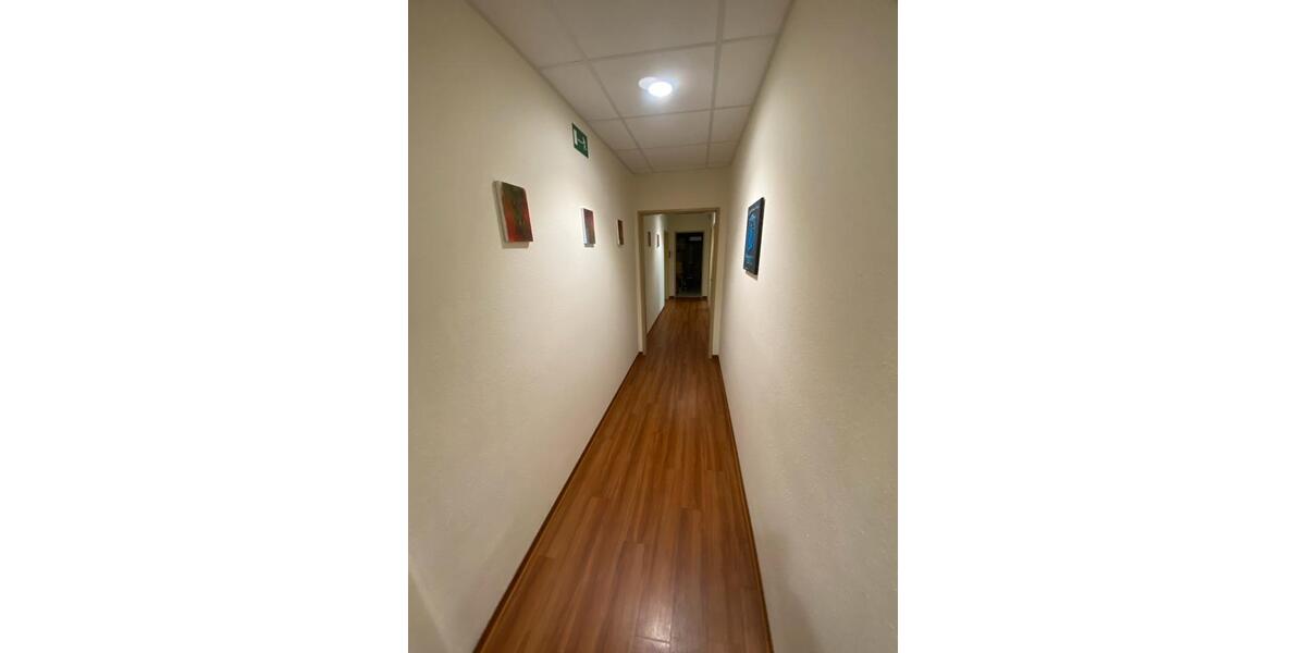 Etagenwohnung Lemwerder - 9 Zimmer, 200 m&sup2;, 450.000&euro; | Angebot:25907019