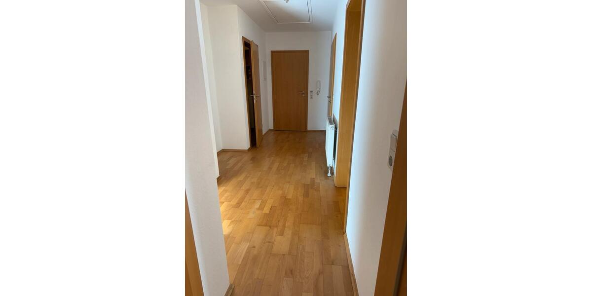 Dachgeschoßwohnung Westerstede - 3 Zimmer, 74 m&sup2;, 209.000&euro; | Angebot:27070732