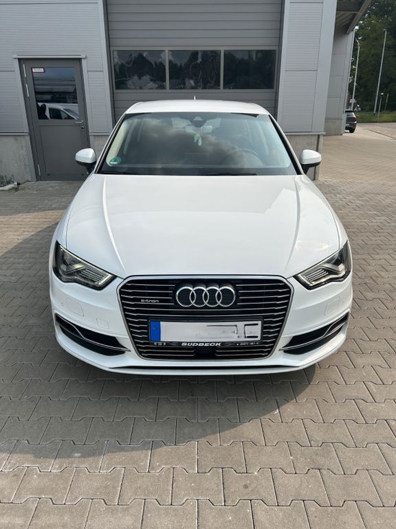 Audi A3 145.500 km 14.990 € Rastede 26180