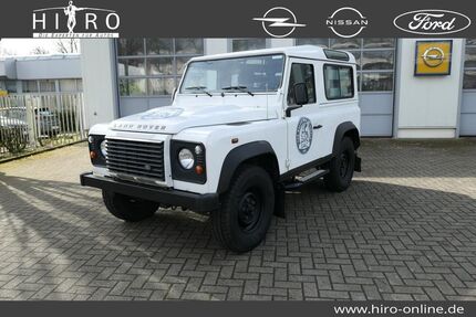 Land Rover Defender 173.376 km 26.990 &euro; Oldenburg 26125