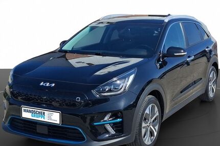 Kia Niro 63.685 km 25.950 &euro; Oldenburg 26135