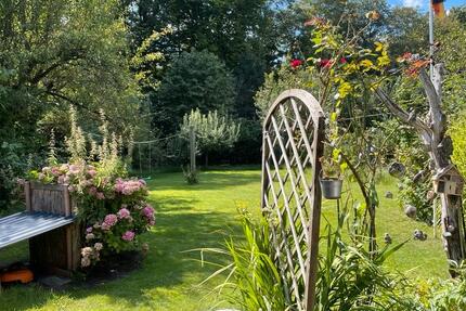 Einfamilienhaus, Bungalow, 1101qm Grundstück, 141qm Keller! 4 zimmer