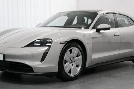 Porsche Taycan 52.583 km 62.890 &euro; Oldenburg 26123