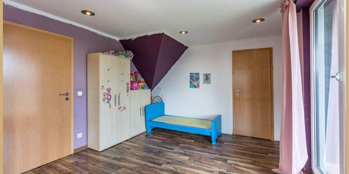 Einfamilienhaus Berne - 7 Zimmer, 233 m&sup2;, 329.000&euro; | Angebot:25684170